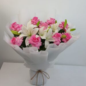 Hand bouquet  130
